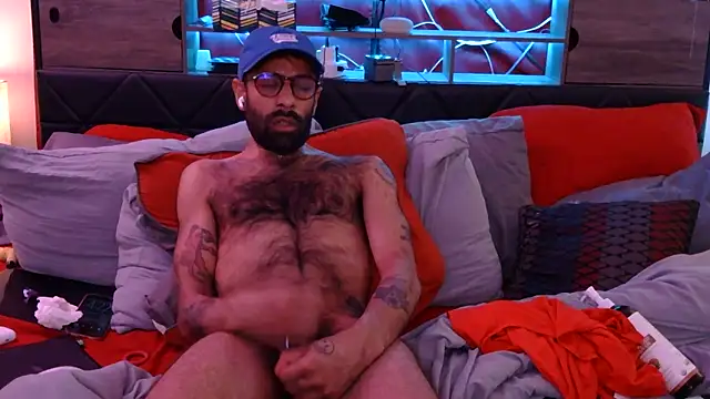 Snapshot of LilBrownPKB chatting on 20, 12, 2025 LilBrownPKB online show from 20, 12, 2025