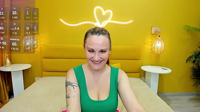 LisaAmoree online show from 7, 7, 2026