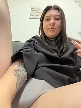 FionaMurr online show from 7, 4, 2026