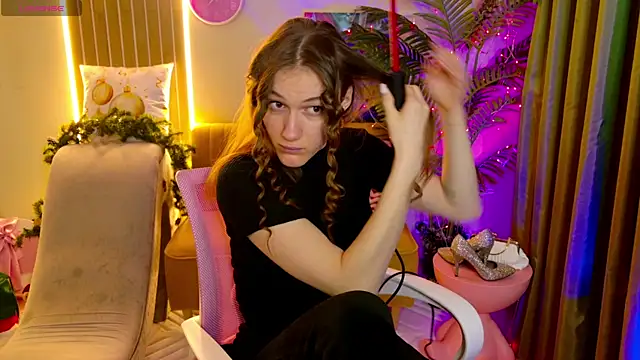 Snapshot of CarolainGilbert chatting on 9, 1, 2026 CarolainGilbert online show from 9, 1, 2026