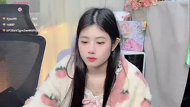 Yvonne-07 online show from 21, 12, 2025