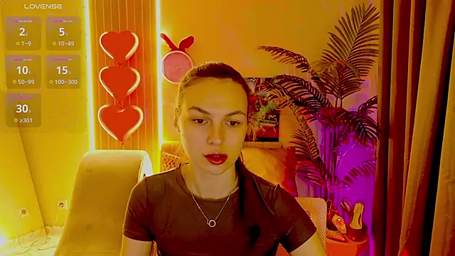 Snapshot of MaxinCarroll chatting on 16, 2, 2026 MaxinCarroll online show from 16, 2, 2026