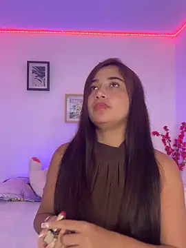 Aurora Dolce online show from 6, 3, 2026