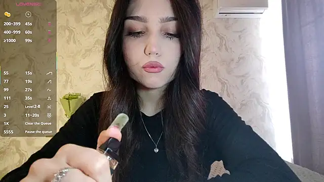 Qwami Amie online show from 6, 3, 2026