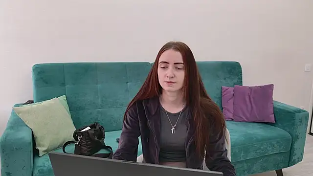 Sandra Prafer online show from 5, 3, 2026