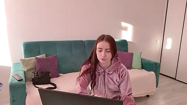 Sandra Prafer online show from 7, 3, 2026