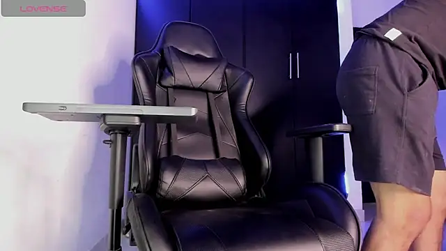 Liam Mateo online show from 26, 3, 2026