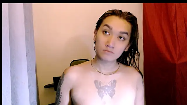 Snapshot of lil_cummer69 chatting on 2, 6, 2026 lil cummer69 online show from 2, 6, 2026