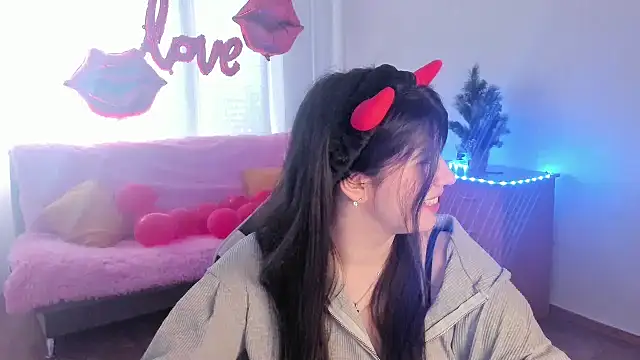 KisaModel online show from 2, 3, 2026