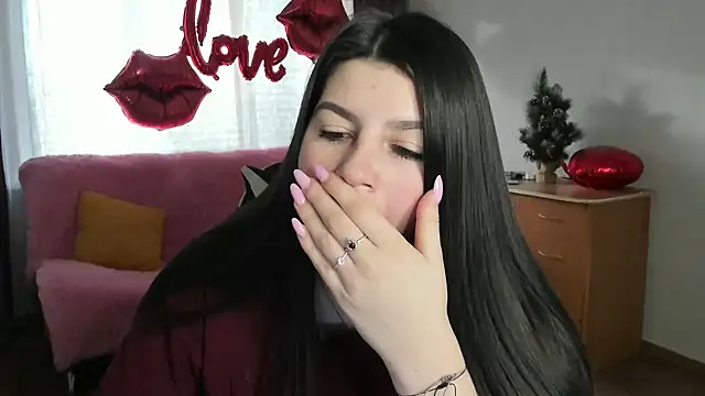 KisaModel online show from 11, 4, 2026