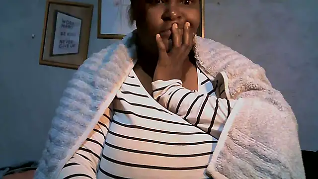 sweetmilkylady online show from 11, 7, 2026
