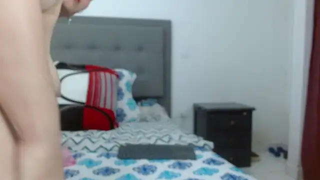 lauraslavenasty online show from 4, 2, 2026