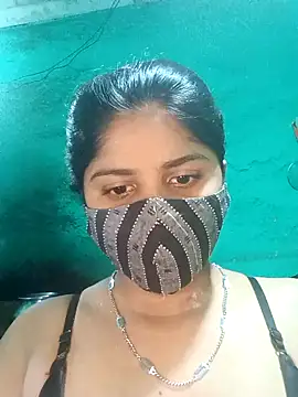 Snapshot of Cuple_masti72 chatting on 5, 4, 2026 Cuple masti72 online show from 5, 4, 2026