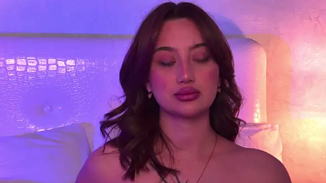 LucieBliss online show from 24, 4, 2026