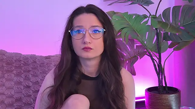 TheaMalekoo online show from 23, 4, 2026