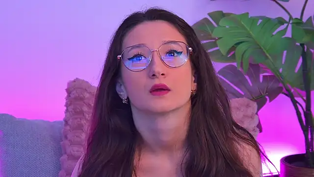 TheaMalekoo online show from 24, 4, 2026