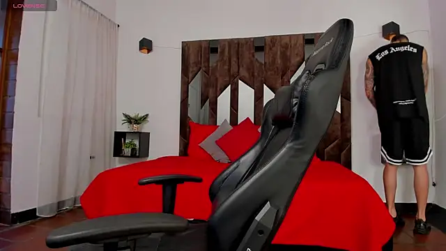 J king   online show from 22, 4, 2026