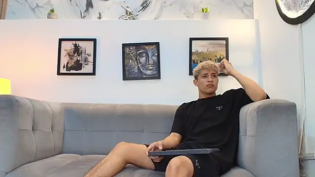 YOUNG GUYS1 online show from 19, 4, 2026