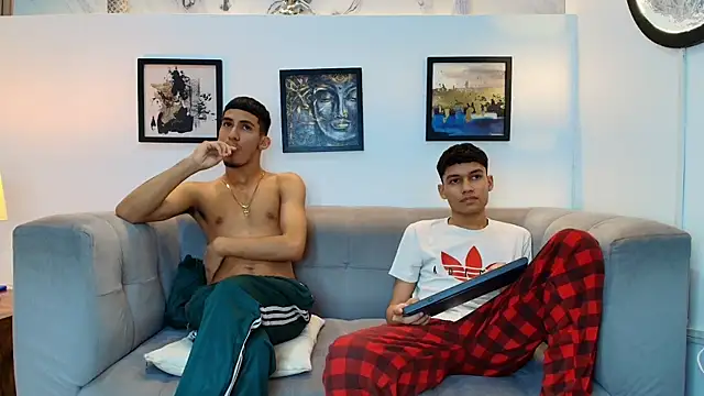 HORNY PRETTY online show from 16, 4, 2026