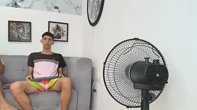 SWEET RABBIT1 online show from 19, 12, 2025