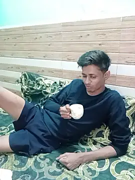 Snapshot of xoupleaura chatting on 5, 1, 2026 xoupleaura online show from 5, 1, 2026