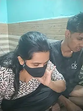 Snapshot of xoupleaura chatting on 8, 1, 2026 xoupleaura online show from 8, 1, 2026