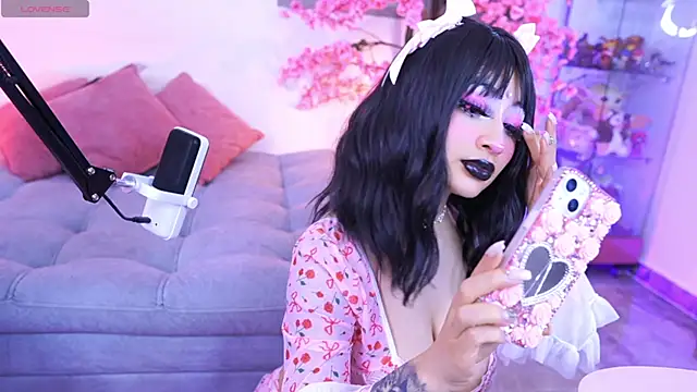 Hayami Lee online show from 20, 4, 2026