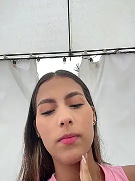 Valeria-escobar online show from 14, 1, 2026