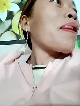 little-effy online show from 14, 12, 2025