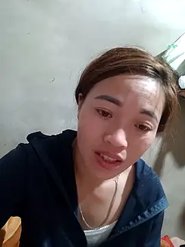 little-effy online show from 31, 3, 2026