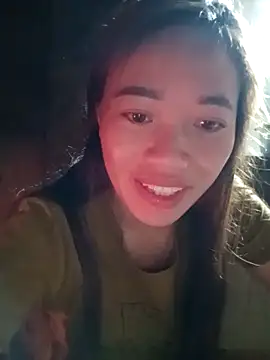 little-effy online show from 24, 4, 2026