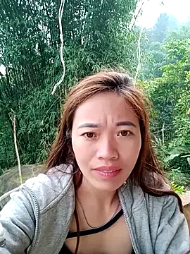 little-effy online show from 25, 4, 2026