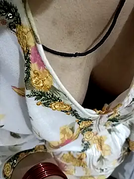 BEST-LOVER-1 online show from 11, 4, 2026