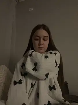 Yaseniya  online show from 7, 2, 2026