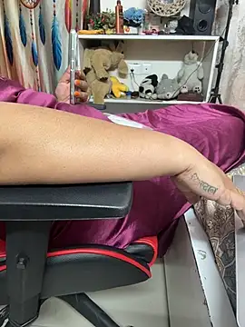 butterflyslay online show from 21, 4, 2026