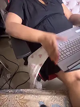 butterflyslay online show from 22, 4, 2026