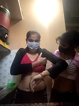 Snapshot of jaanvi-Rani chatting on 5, 2, 2026 jaanvi-Rani online show from 5, 2, 2026