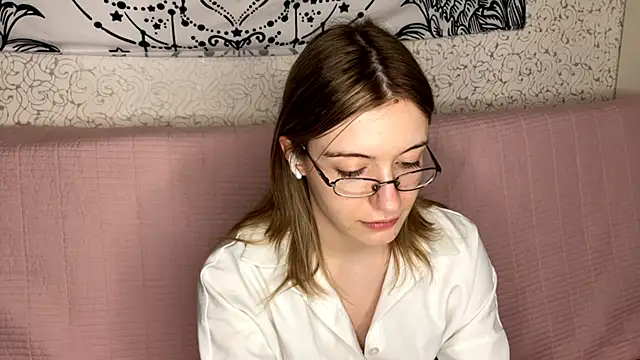 Shining Robi online show from 8, 1, 2026