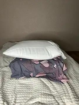 HelloAsh123 online show from 1, 2, 2026