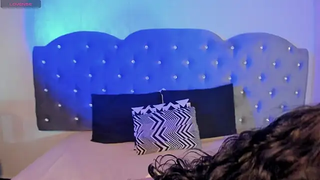 scarlett venom  online show from 22, 4, 2026