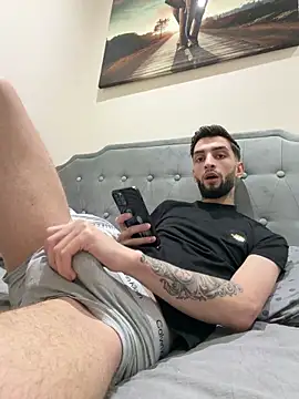 Juliann69Ramiro online show from 17, 2, 2026