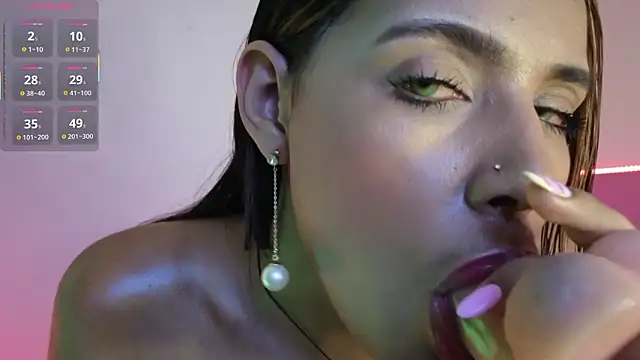 Cleohott778 online show from 12, 2, 2026