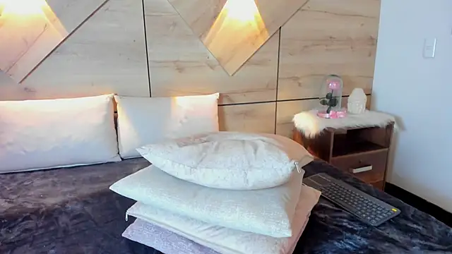 sussan fox  online show from 29, 4, 2026