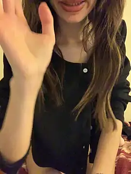 Snapshot of yasmina2020 chatting on 10, 4, 2026 yasmina2020 online show from 10, 4, 2026