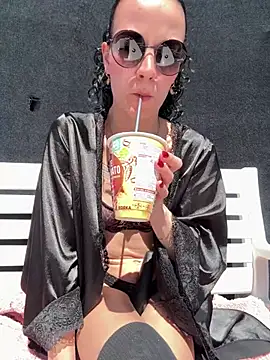 dein traumchen online show from 22, 4, 2026