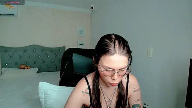 lexalove doll online show from 22, 4, 2026