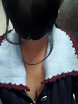 Snapshot of teena-11 chatting on 19, 12, 2025 teena-11 online show from 19, 12, 2025