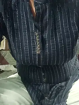 Snapshot of teena-11 chatting on 16, 2, 2026 teena-11 online show from 16, 2, 2026