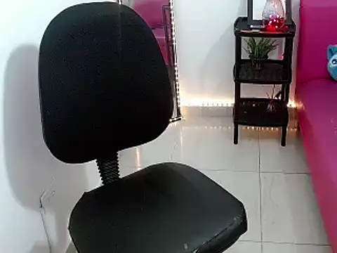 Shawnycarson online show from 18, 4, 2026