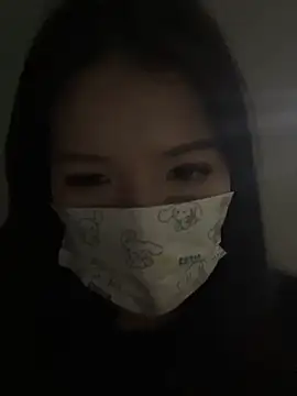 Momochen8839 online show from 5, 3, 2026